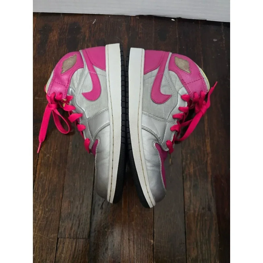 Nike Air Jordan 1 Mid Metallic Silver Fusion Sneakers Pink 6.5 Y